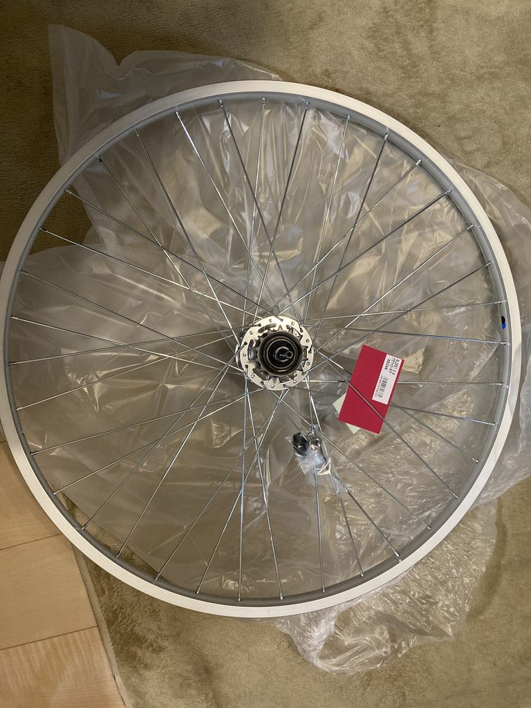 交換用に購入した後輪ホイールASSY アサヒサイクルXB2A6